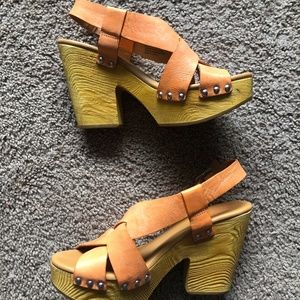 Kork-Ease Sandal size 8